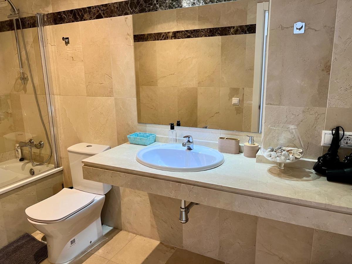 Ferienwohnung Breathtaking Sea View Estepona Exterior foto