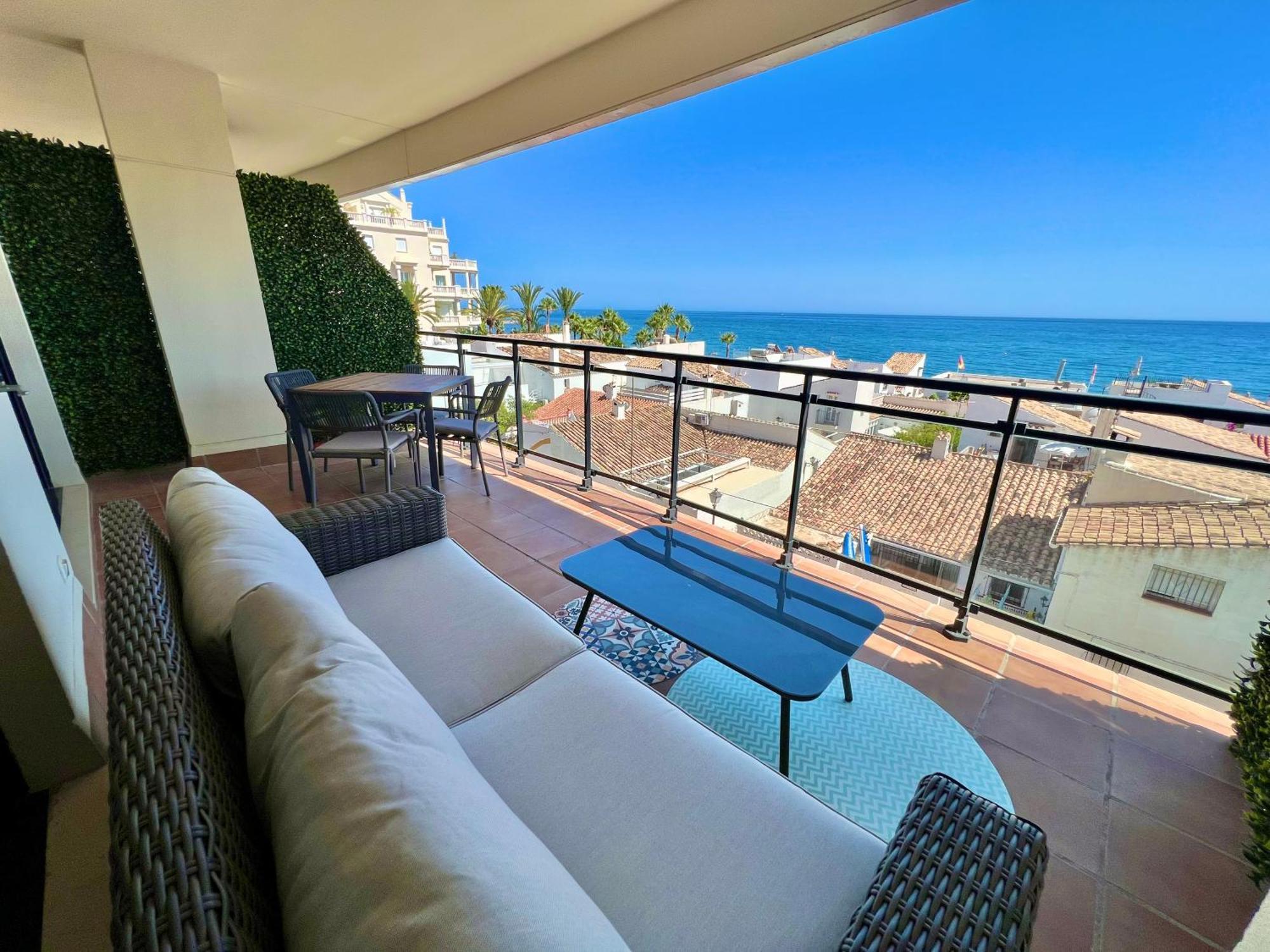 Ferienwohnung Breathtaking Sea View Estepona Exterior foto